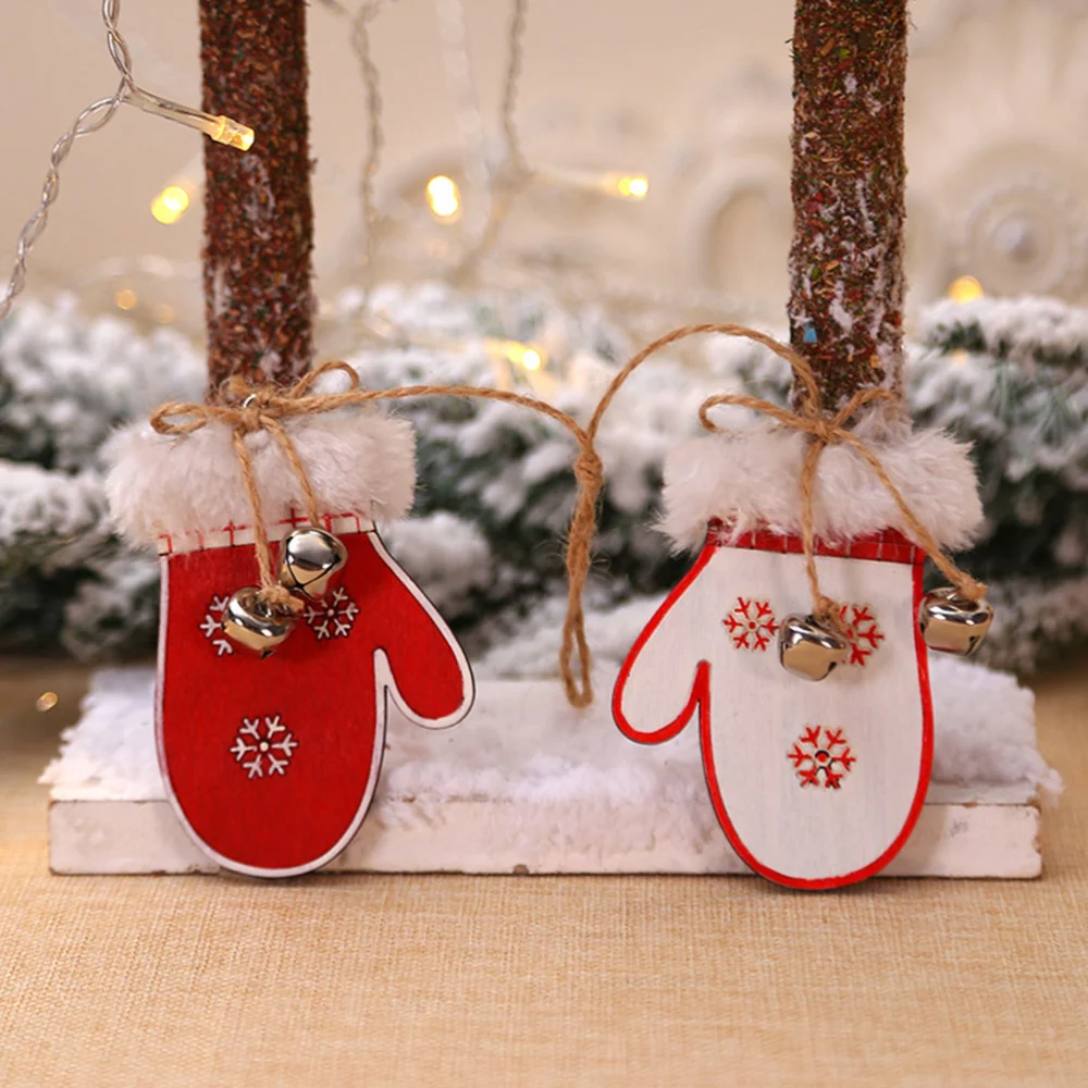 1pc Christmas Decor Hanging Wooden Ornament Festive Wood Crafts Adorable Pendant for Home Shop (Gloves Design)