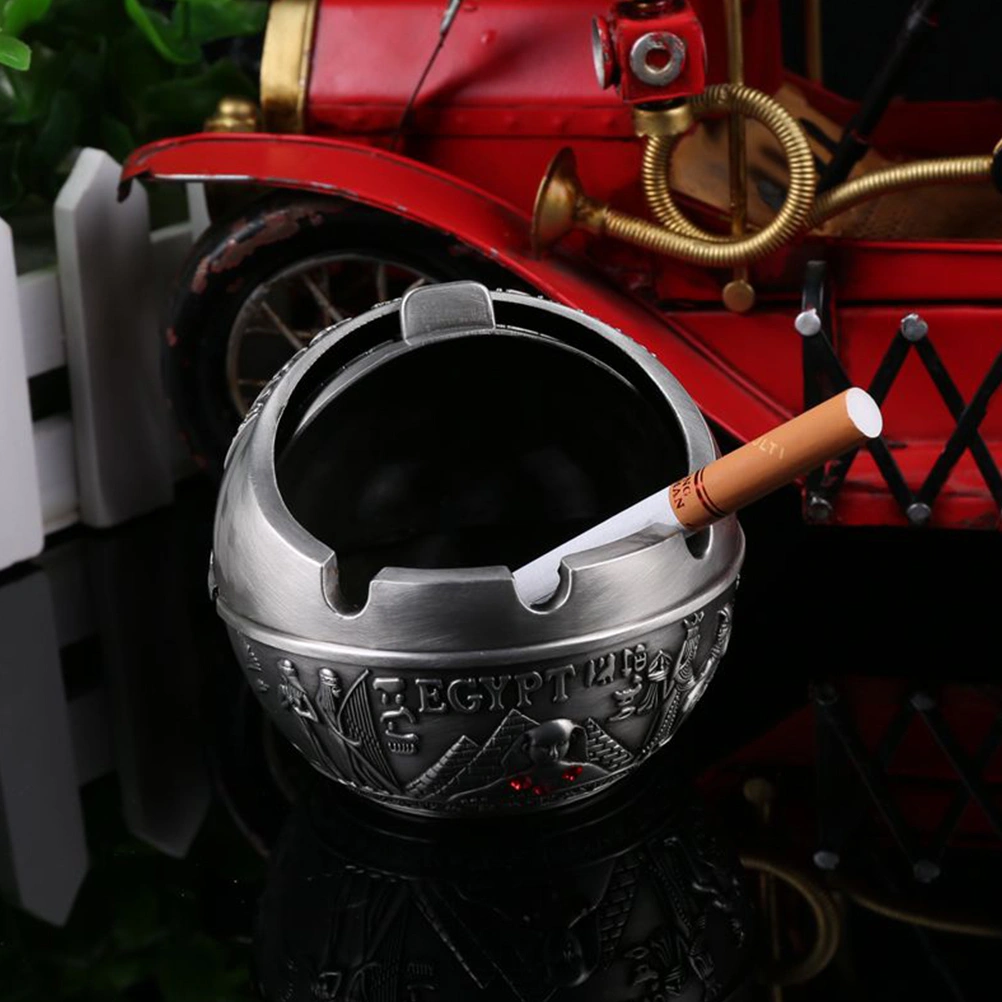 1pc Car Cigarette Ash Tray Desktop Ash Accessory Decorative Ashtray with Lid