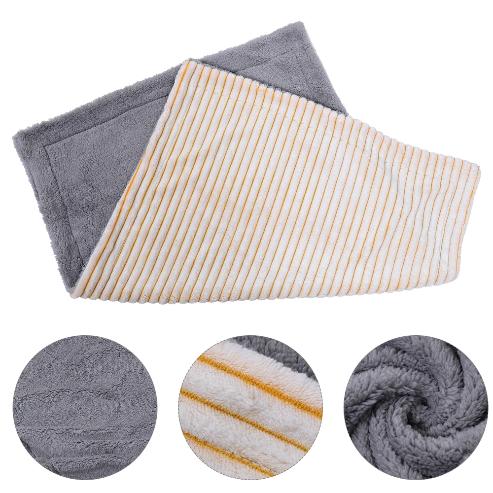 Fluffy Dog Flannel Blanket and Warm Pet Throw Mat Cushion for Dogs and Cats