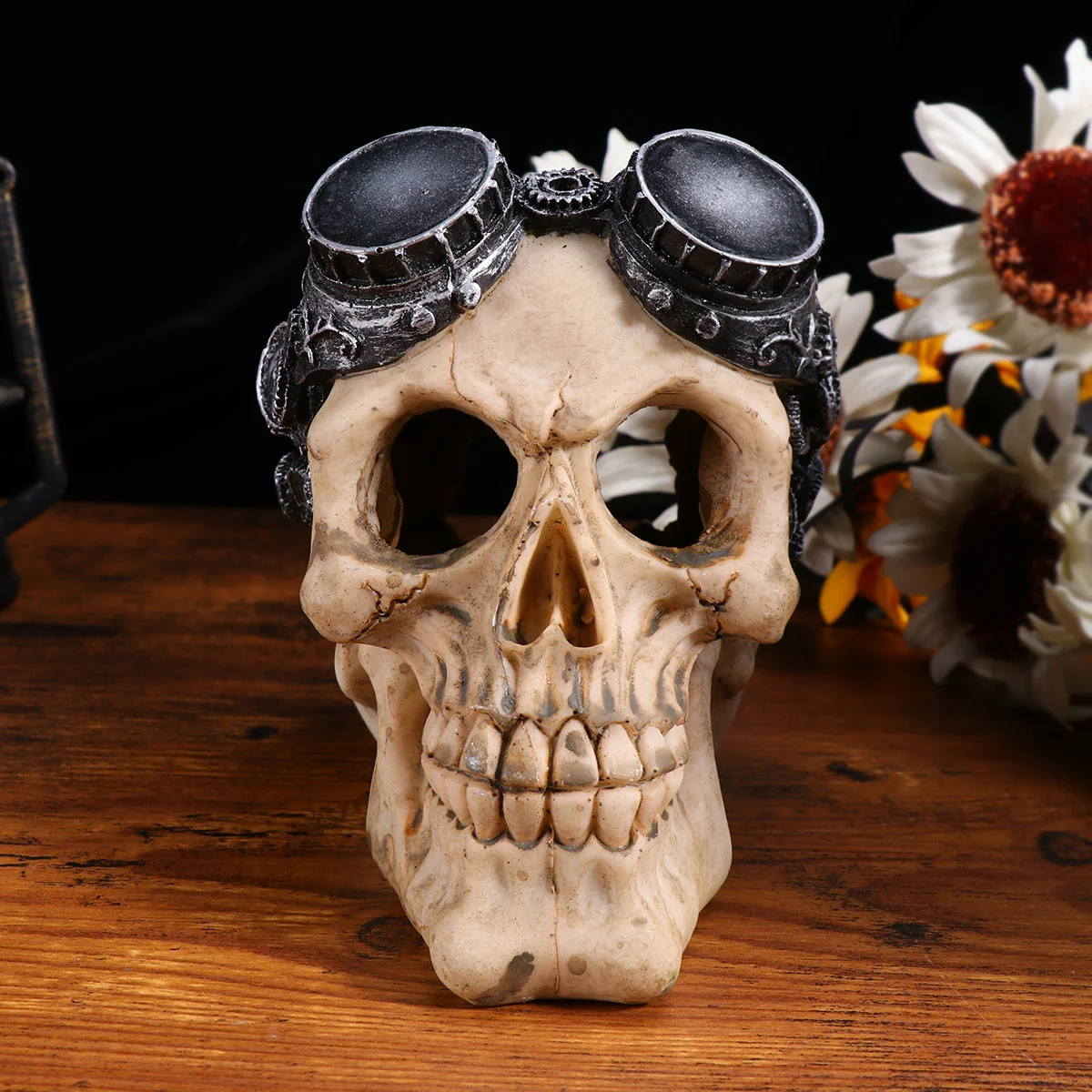 Pilot Skull Shape Fish Tank Decor Skeleton Design Fish Tank Landscape Ornament Climbing Pet Aquarium Turtle Tank Shelter