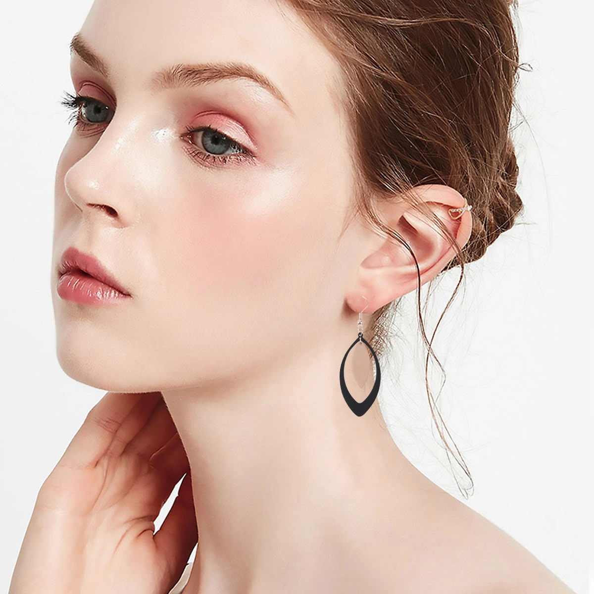 Titanium Steel Eardrop Fashion Hollow-out Leaf Earring Double Color Ear Jewelry Elegant Women Ear Ornament
