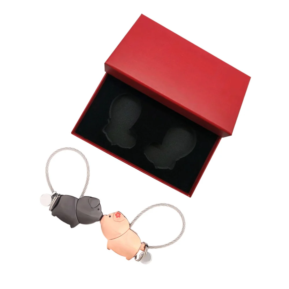 2Pcs Magnetic Lovely Piggy Designed Car Keychain Couple Keyrings Keyring Pendant with Gift Box (Black, Rose Gold)