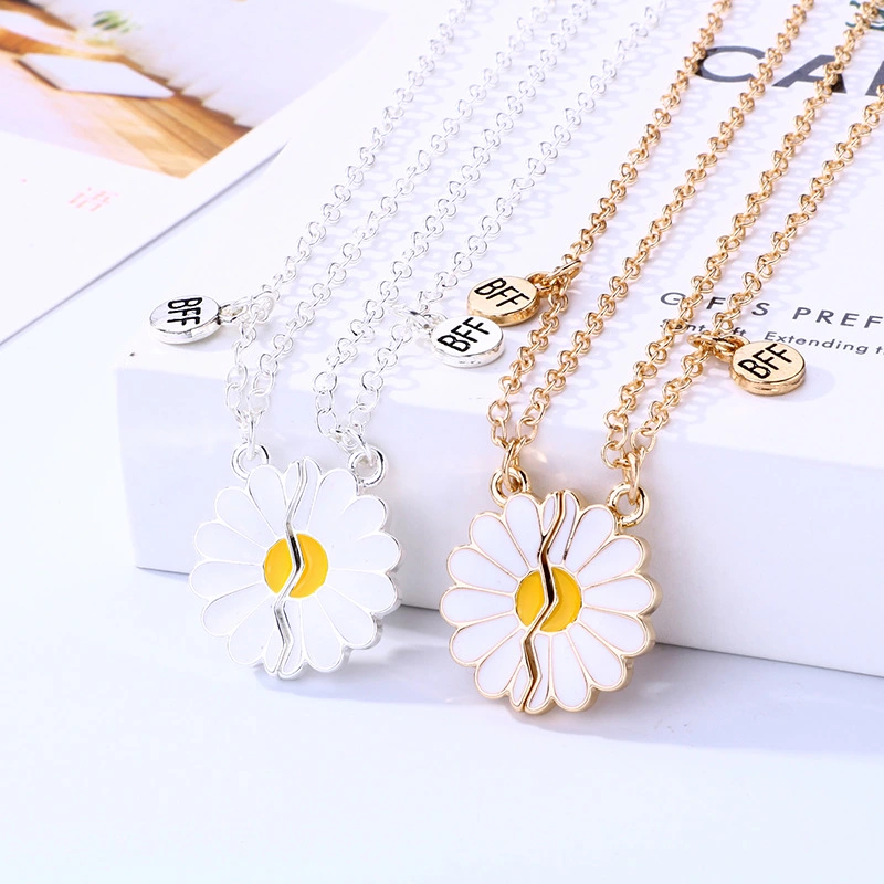 Small Daisy  Simple Children's Flower Necklace Alloy Drop Oil Pendant BFF