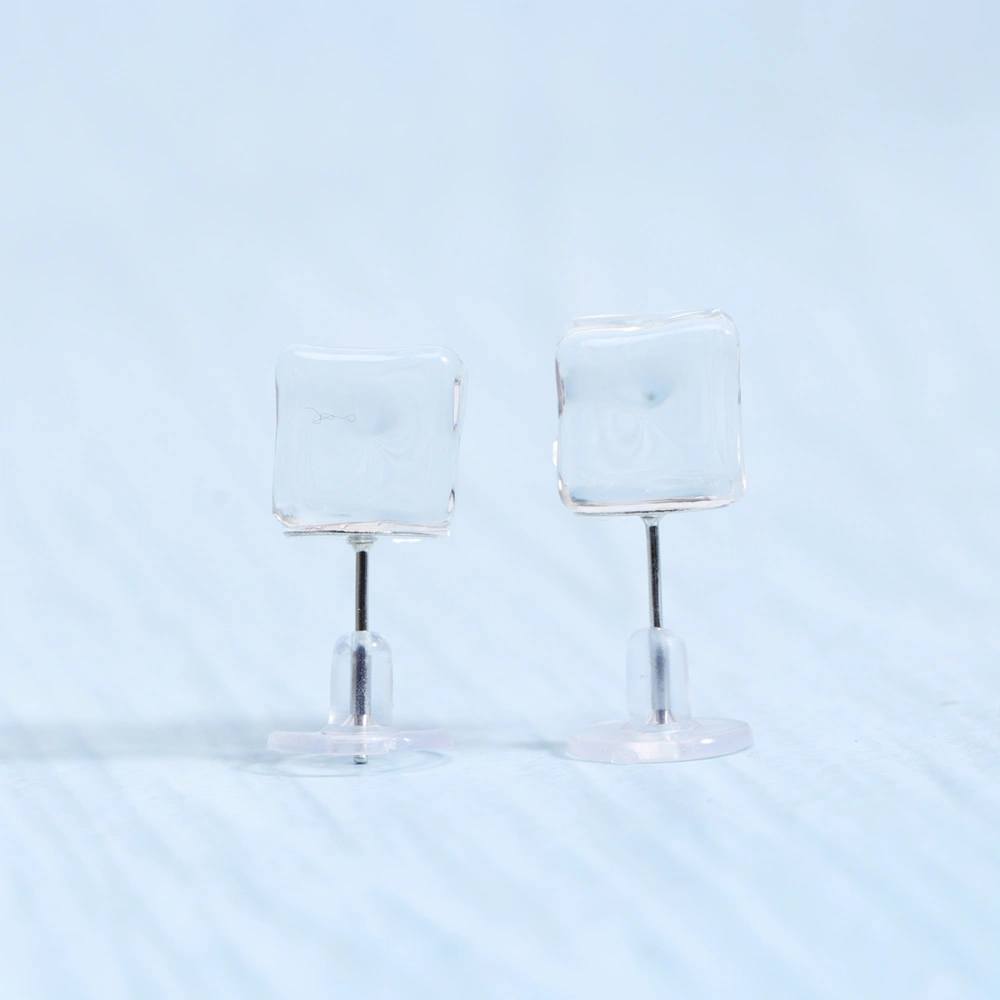 1Pc Cube Ear Stud Ice Cube Earring 1cm Earring Earbob Square Eardrop Creative Cube Ear Stud (White)