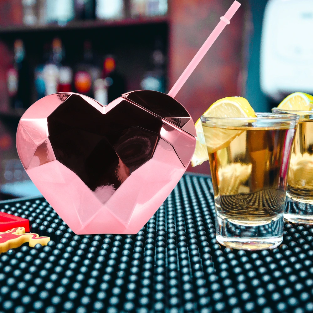 Creative Water Cups Heart Shaped Drinking Cup With Straw for Valentine Hawaiian Party 700ml