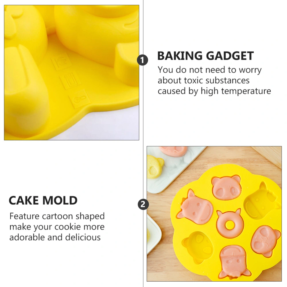 1pc Silicone Cake Mold Steamed Cake Mould Cartoon Cake Mold Baking Tool (Yellow)