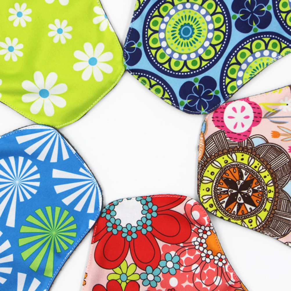 Washable Reusable Sanitary Towel Portable Foldable Breathable Bamboo Charcoal Cloth Menstrual Pads 25x18cm (M07)
