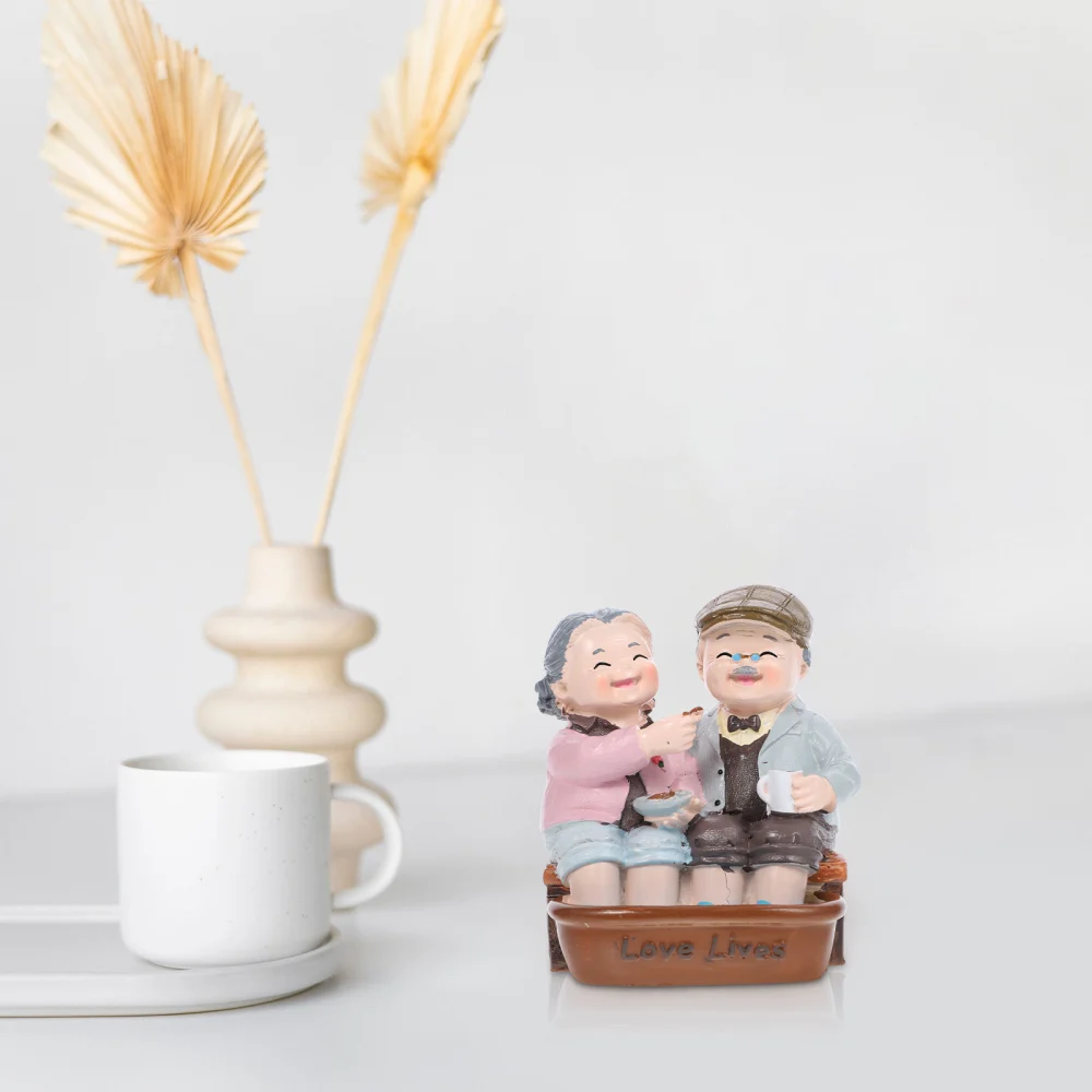 1pc Grandpa and Grandma Decoration Creative Cake Ornament Home Mini Adornment