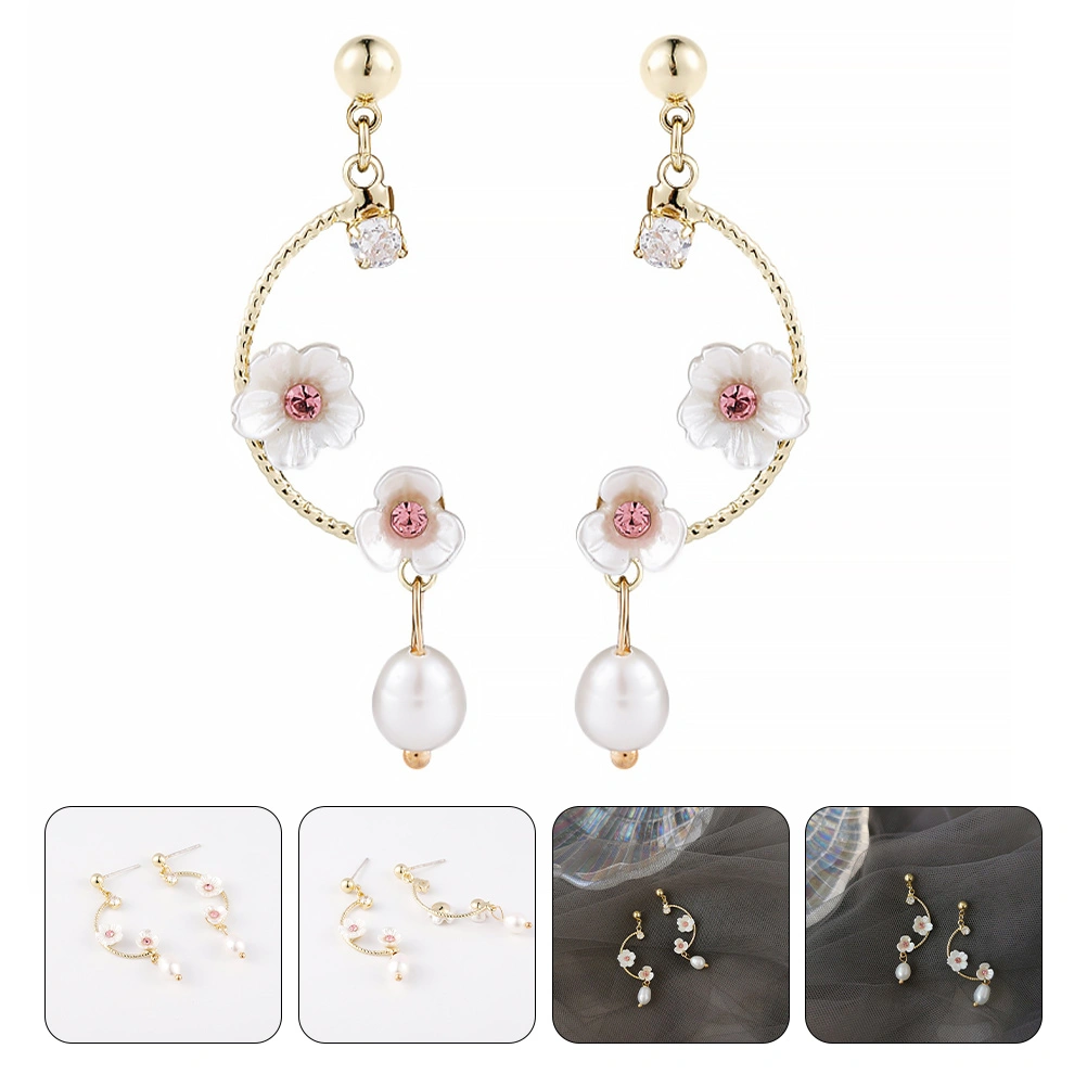 1 Pair of Fashion Ear Dangler Chic Eardrop Alloy Ear Decors for Ladies