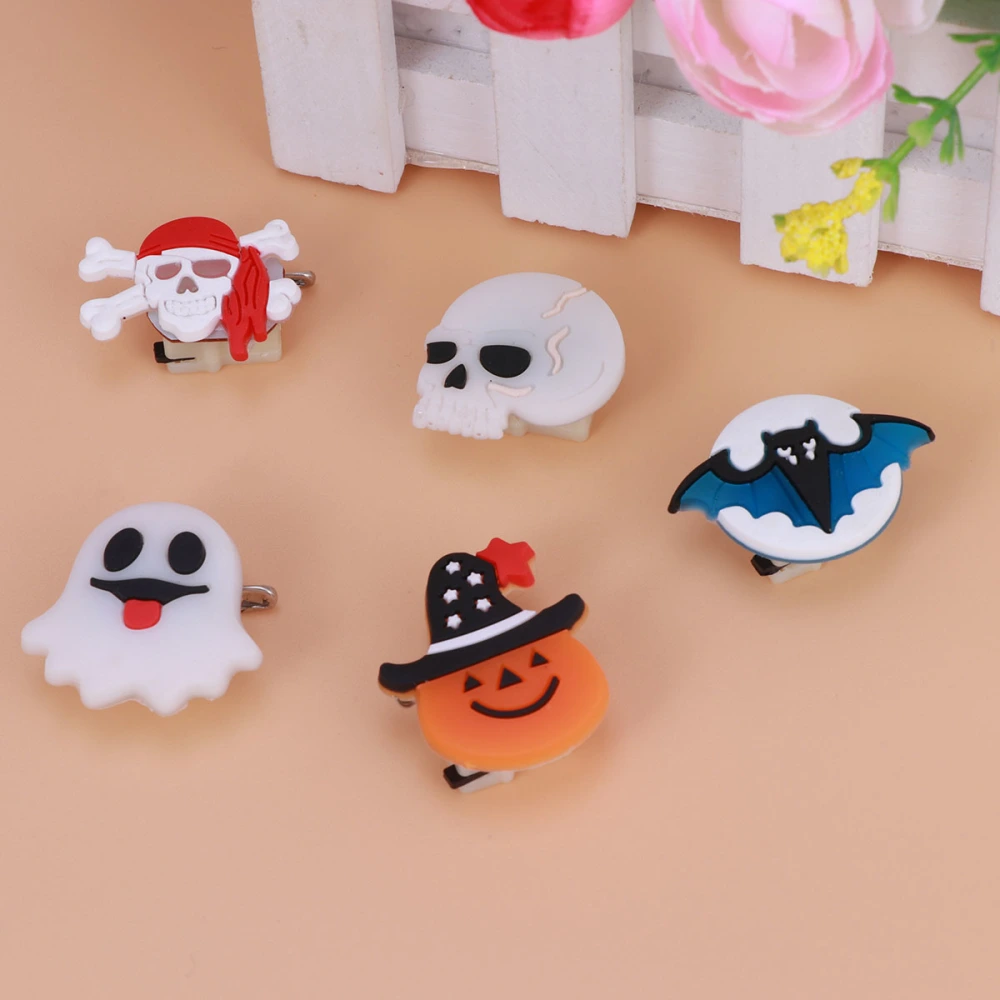 5PCS Halloween Flashing Brooch LED Brooch Kids Party Supplies Flashing Light Brooch