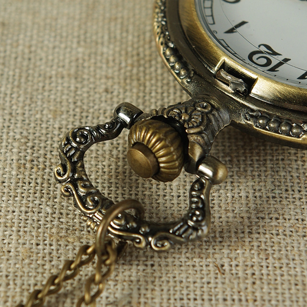 40x4.6 Bronze Retro Pocket Watch Santa Claus Vintage Quartz Pocket Watch