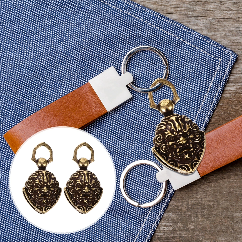 2pcs Copper Keychain Pendants Key Hanging Ornaments Antique Key Ring Pendants