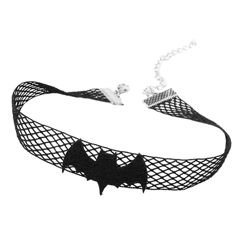 1Pc Halloween Necklace Unique Bat Neck Chain Funny Halloween Decoration (Black)