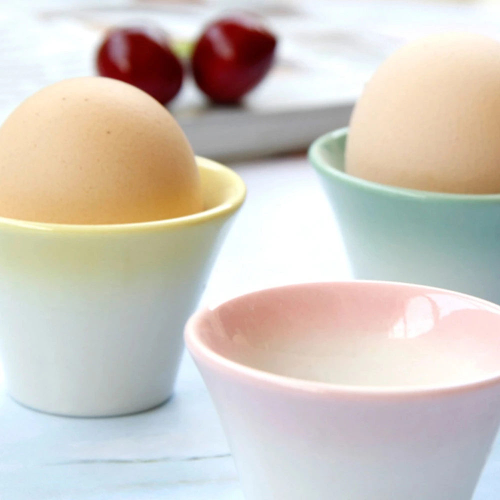 2pcs Egg Supporting Cups Ceramic Egg Holders Breakfast Boiled Egg Holding Cups