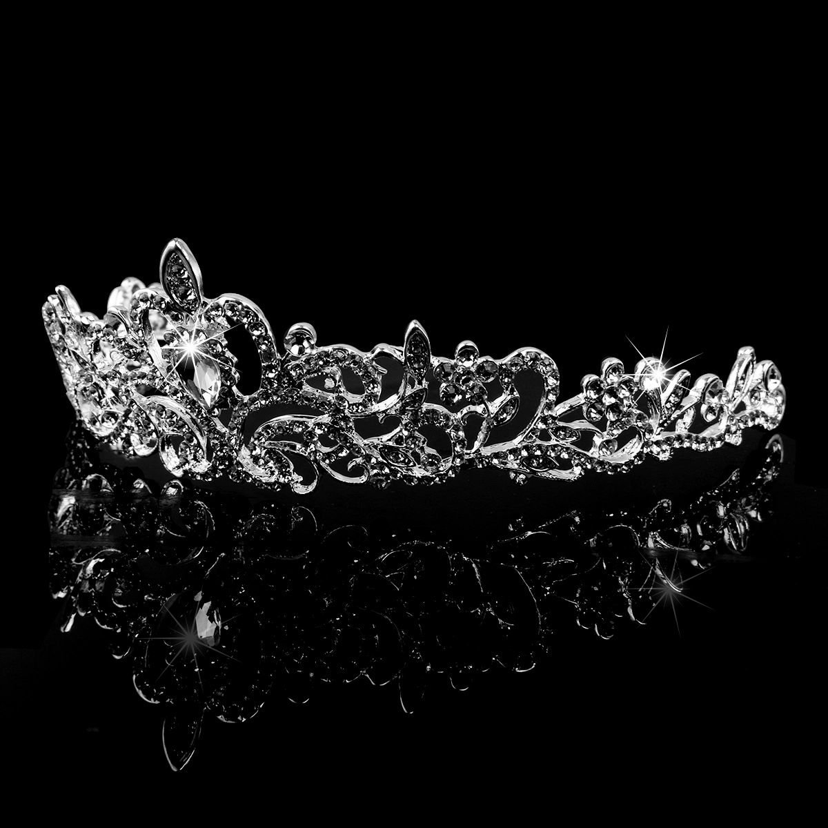 Delicate Wedding Bridal Prom Shining Crystal Rhinestones Crown Tiara Headband (Silver)