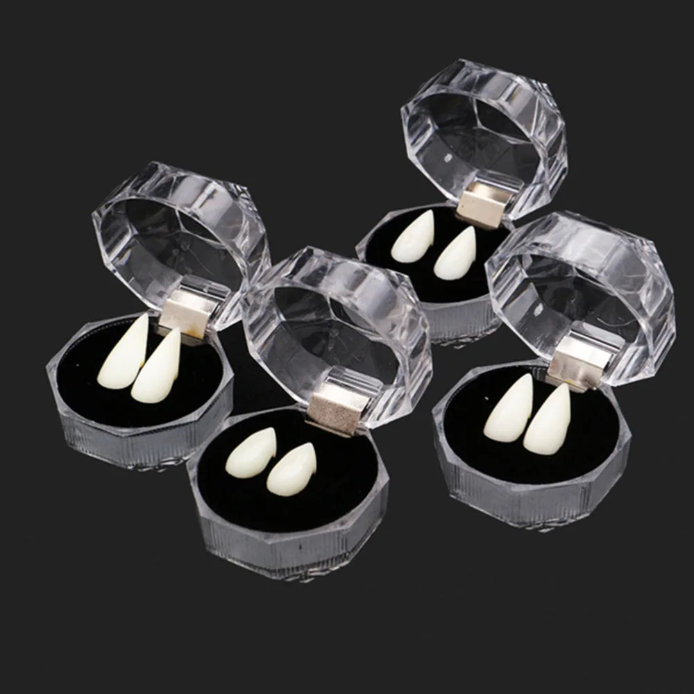 1 set of Halloween Fake Teeth Decor Cosplay Props Halloween Party Props