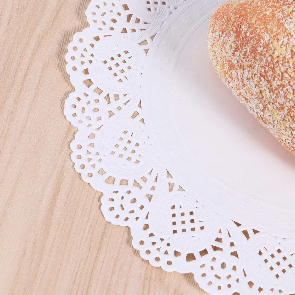 140 Pcs 6.5 Inch Round Lace Decorative Paper Placemats Doilies for Cakes Desserts Baked Treat Display