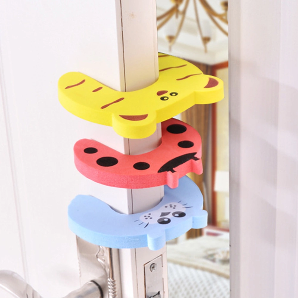 8 Pcs 9.5x3.5CM Thickened Door Stopper Finger Pinch Guard Animal Style Baby Finger Protectors (Random Pattern)