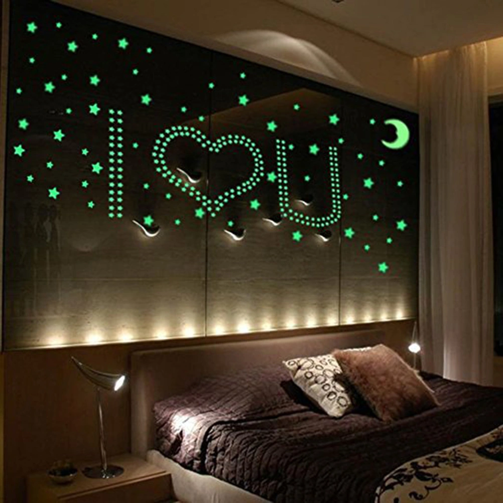 1 Set Luminous Sticker Cartoon Star Moon Shape Fluorescent Sticker Holiday Festival Lovely Wall Decal (200PCS 3.8CM Star and 1PC 9CM Moon)