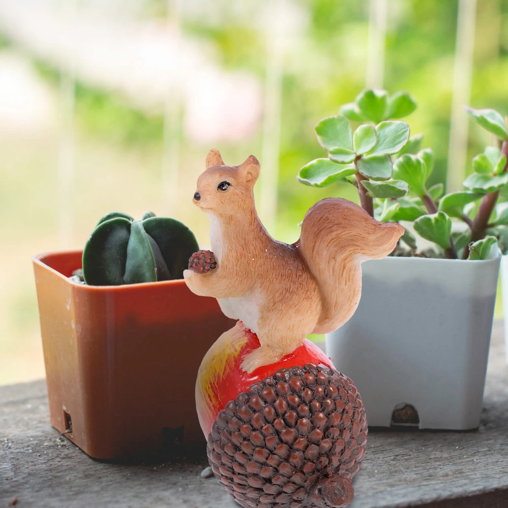 1Pc Resin Squirrel Statue Home Room Decoration Realistic Squirrel Figurine