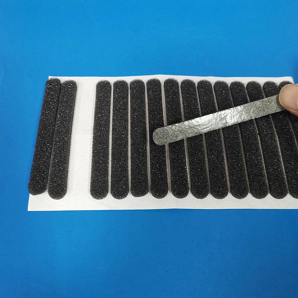 100PCS Mask Sponge Strips Disposable Doctor Mask Nasal Strips Mask Sponge Pressure Nose Strip Mask Sponge Sticker for N95 (Black)