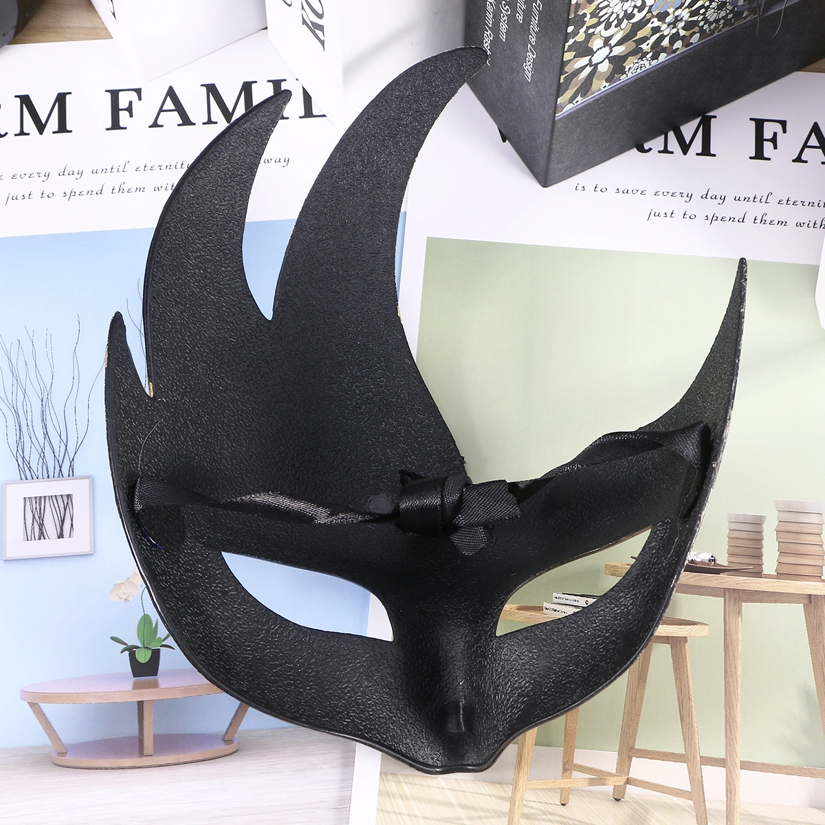 Half Face Masquerade Mask Masquerade Ball Mask Cool Vintage Mask Decoration for Halloween Party Golden