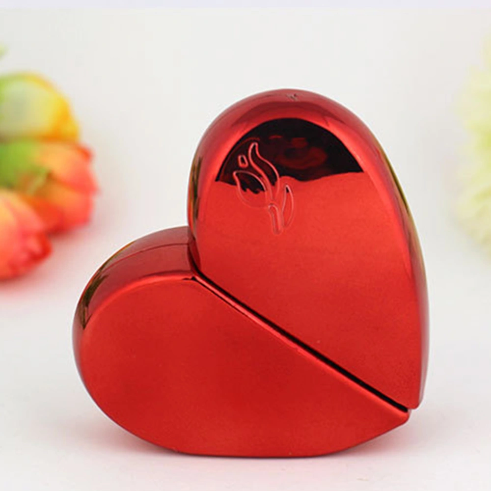 25ML Heart-shaped Portable Spray Bottle Metal Shell Refillable Empty Perfume Atomizer (Red)