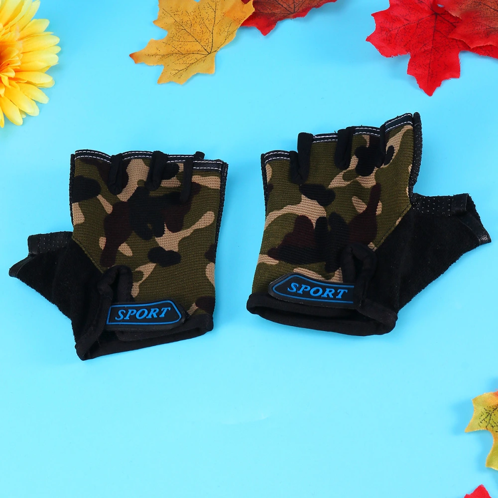 1 Pair Kids Sports Half Finger Sports Mountain Climbing Gloves Cycling Gloves for Children (Camouflage)