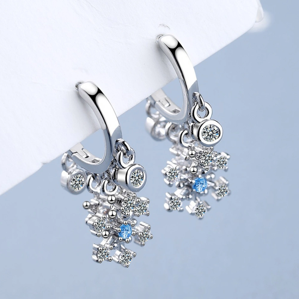 1 Pair Snowflake Shaped Earrings Delicate Eardrops Fashion Ear Dangles