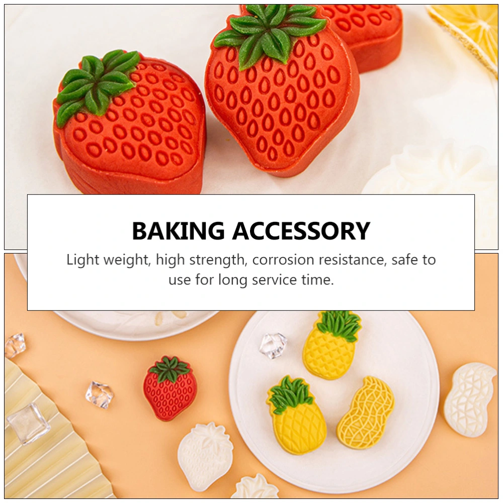 1Pc Strawberry Shaped Baking Mold Hand Pressure Biscuit Mold Baking Tool (White)