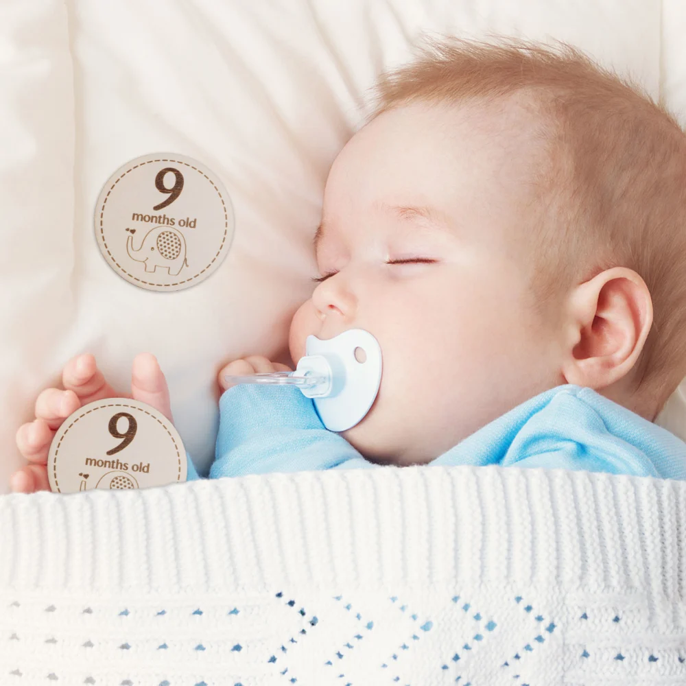 6pcs Wooden Baby Milestone Cards Natural Monthly Milestone Mini Milestone Cards