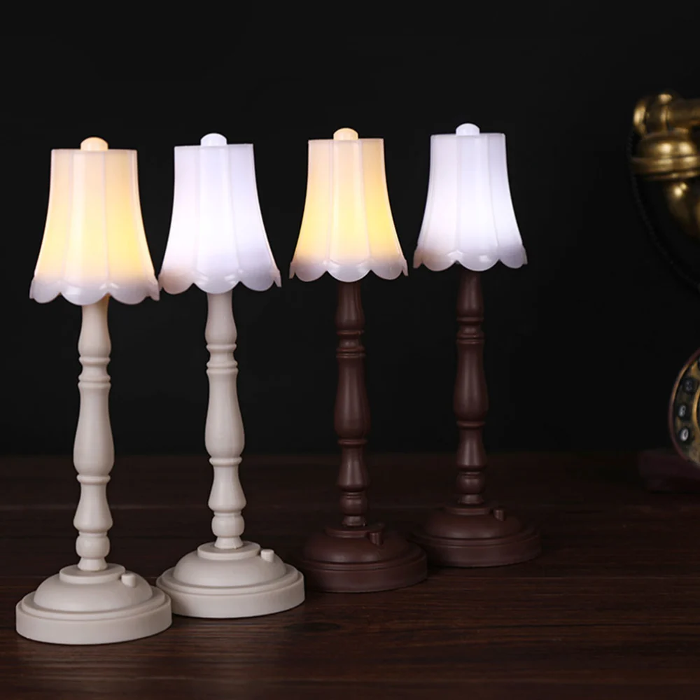 2Pcs Retro Style Lamp Decorative Night Light Bedroom Table Lamp (Random Color)