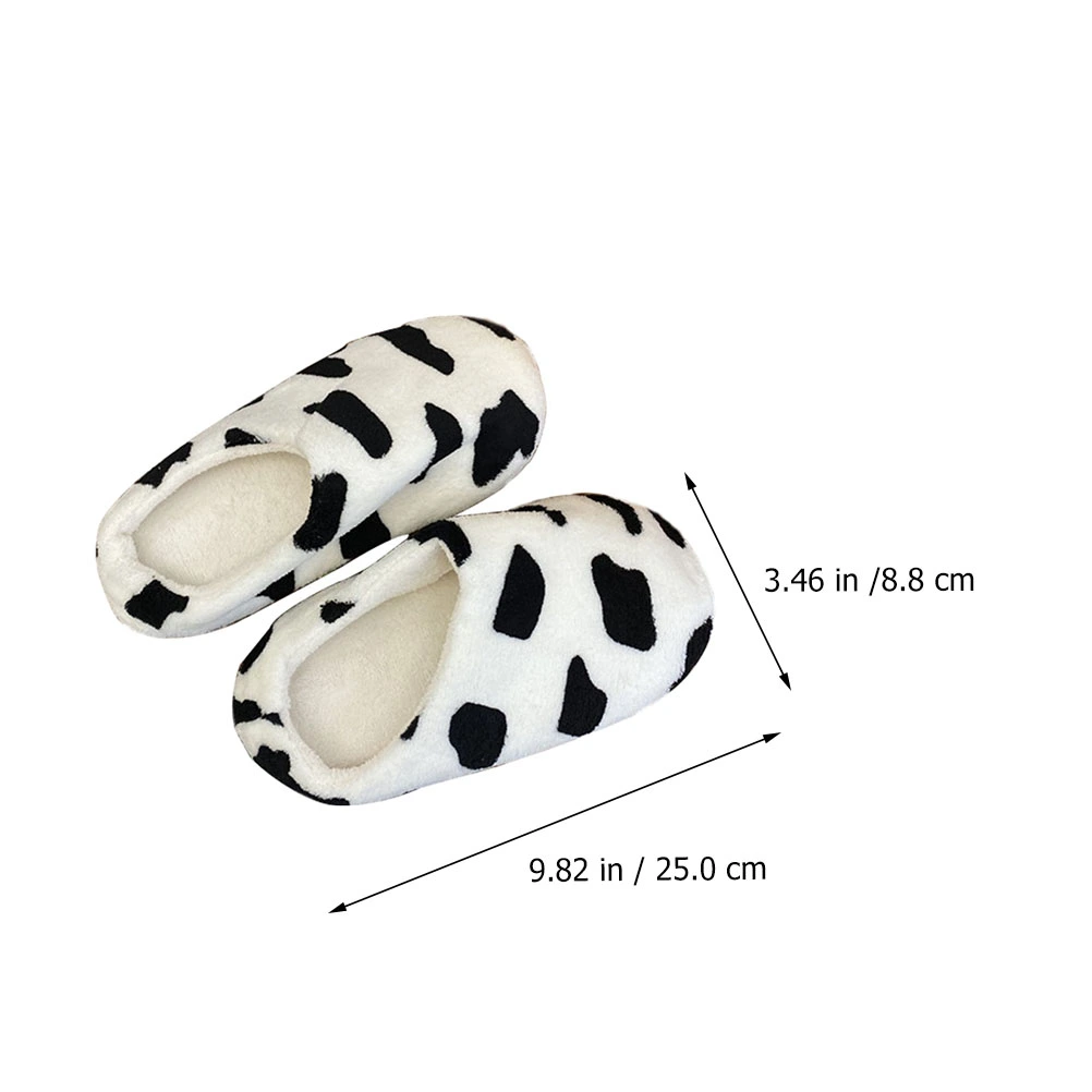 1 Pair of Cow Pattern Slippers Warm Slipper Students Slippers (Black,White)