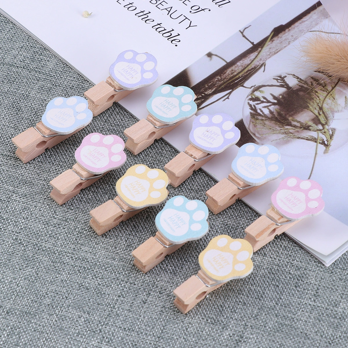 10pcs Wooden Clips Mini Adorable Clothespins Photo Craft Clips with Hemp Rope for Hanging Photos Painting Artwork (A33)