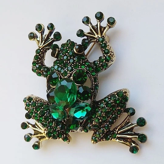 Crystal Frog Brooches for Women Green Color Animal Brooch Pin Luxury Vintage Jewelry Coat Accessories