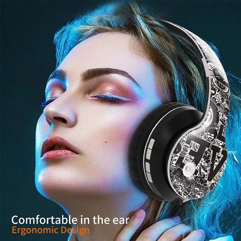 Wireless headphones with a built-in microphone, FM tuner and TF memory card support