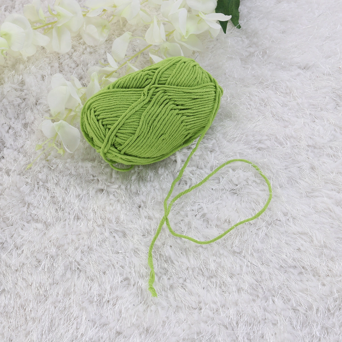 50g Milk Cotton Yarn Cotton Chunky Hand-woven Crochet Knitting Wool Yarn Warm Yarn for Sweaters Hats Scarves DIY (Lawngreen)