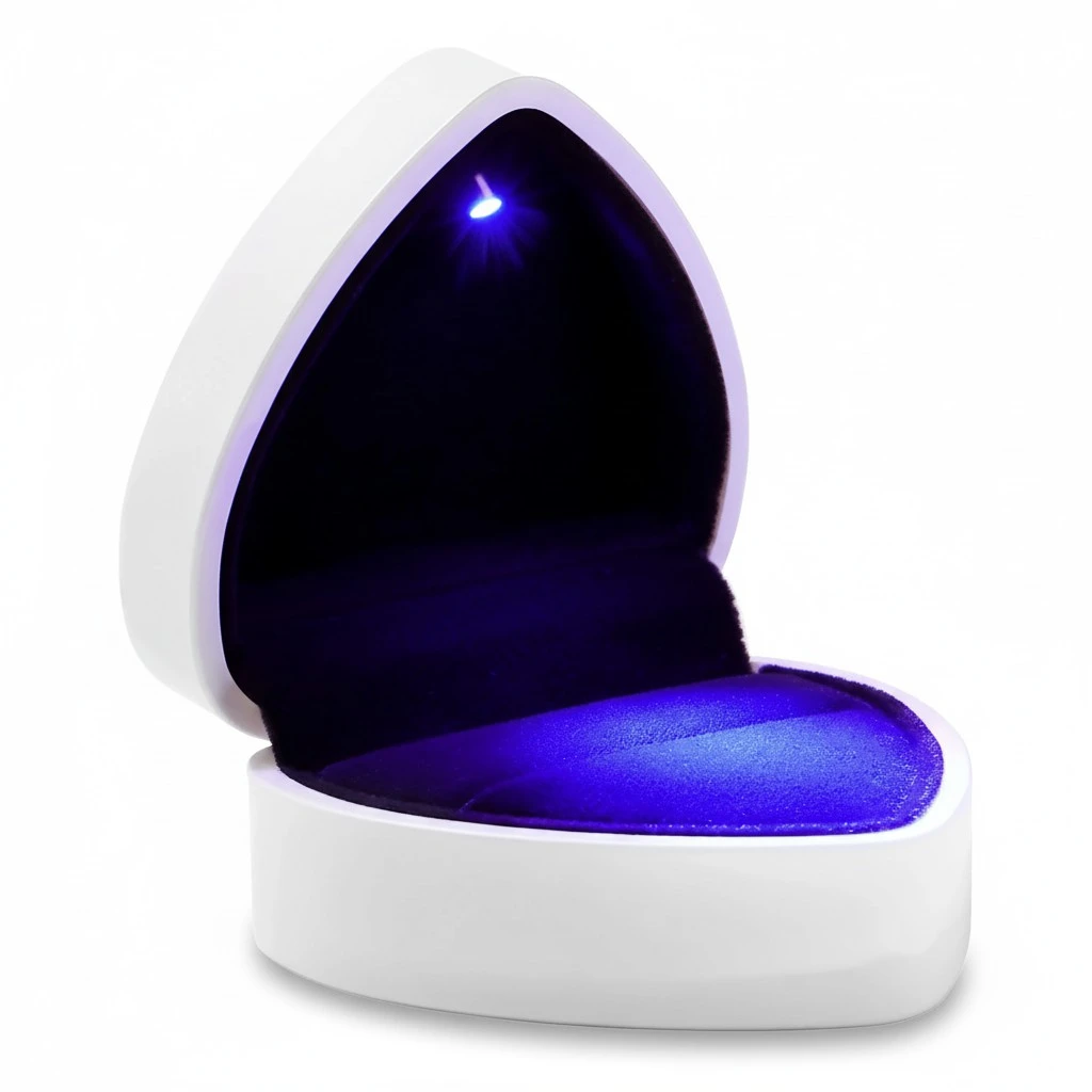 VOSAREA LED Lighted Heart Shaped Ring Box Ring Earring Case for Wedding Proposal Valentines Day (White)