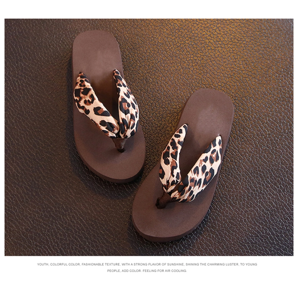 1 Pair Bohemia Style Kids Slipper Silk Fabrics Anti-slip Slippers Stylish Summer Slipper Household Mid-heel Slipper for Kids Wearing (Coffee Leopard Size 31/32 1.5US,1UK,33EU,5.895Inch)