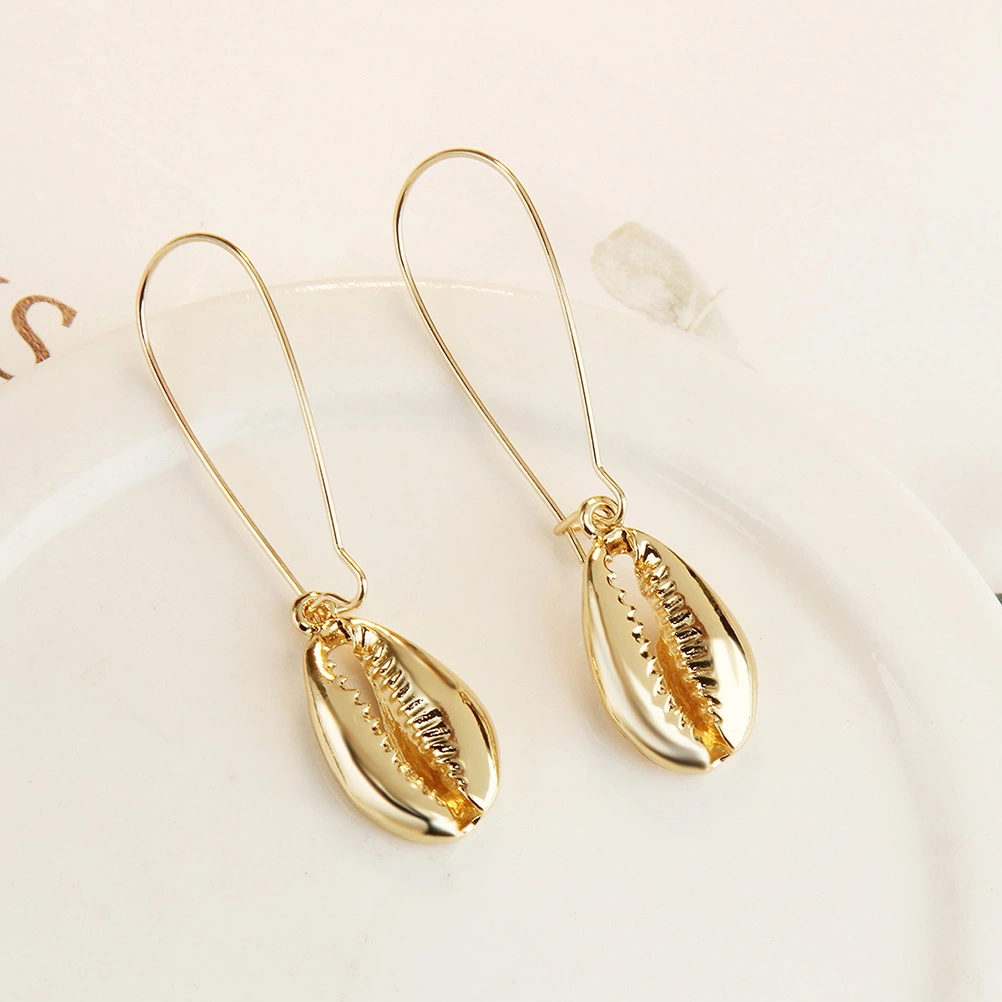 Bohemia Style Golden Shell Earrings Elegant Seaside Theme Dangler Alloy Jewelry Decor Conch Earrings for Girls Lady Female