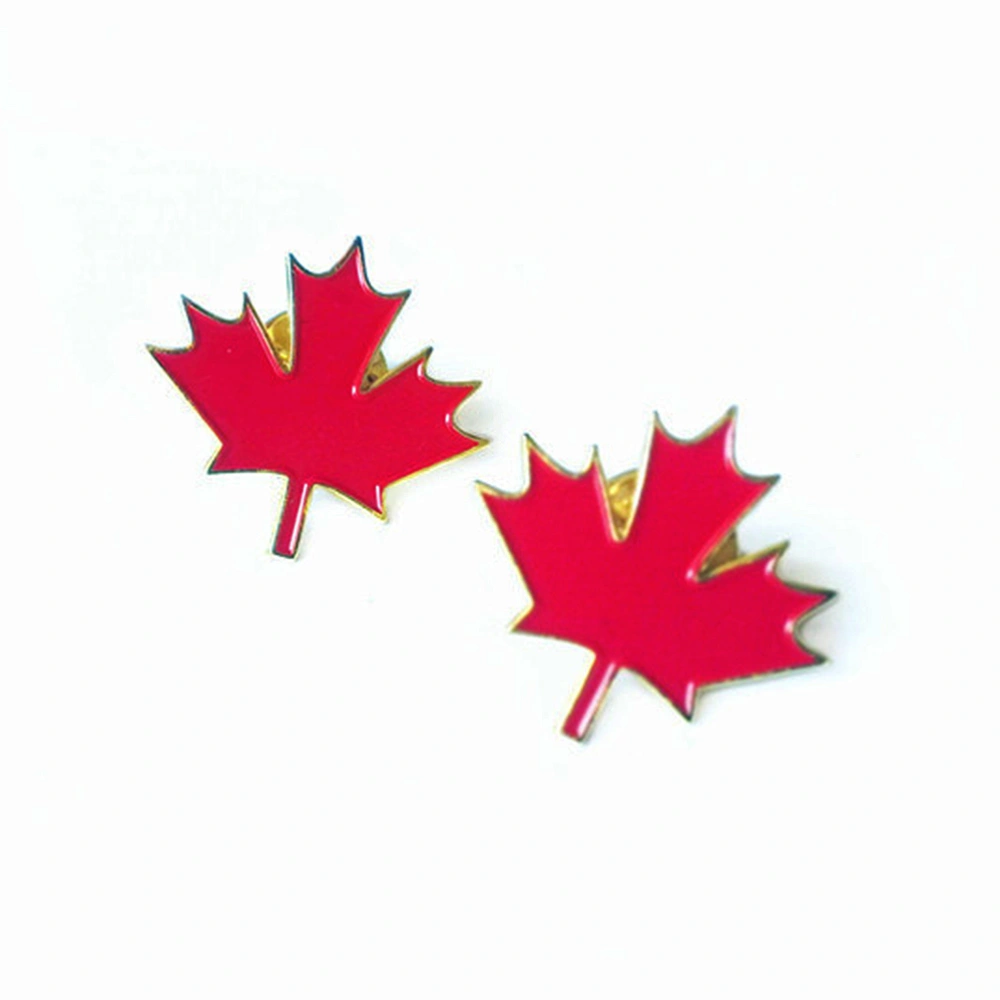 20pcs Maple Leaf Brooches Metal Art Breastpins Clothes Decorative Badges Festival Brooch Gifts