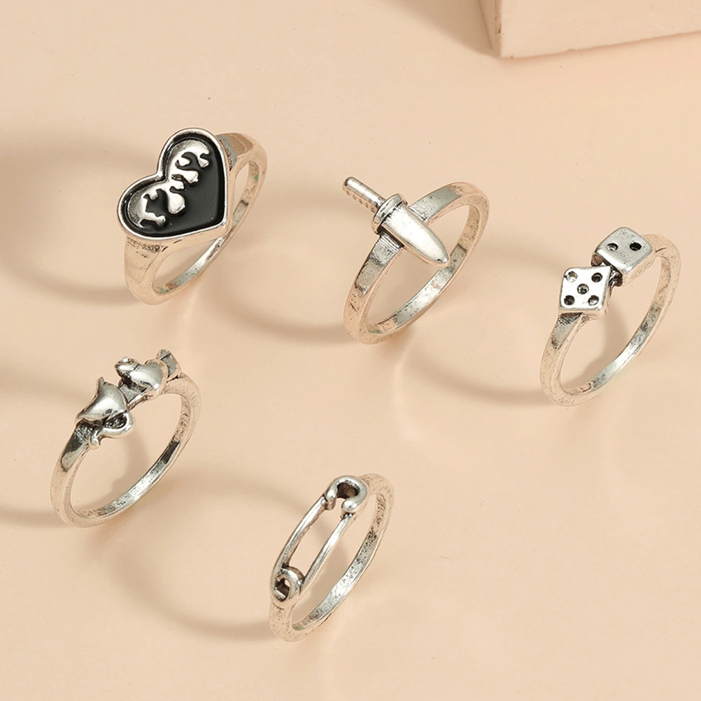 5pcs Retro Finger Ring Set Simple Alloy Heart Dice Ring Delicate Ring Jewelry