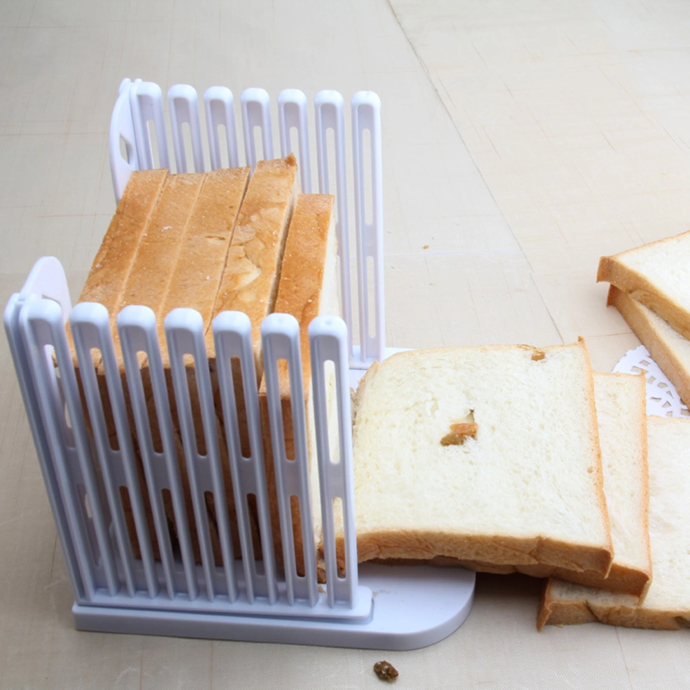 1Pc Multifunctional Bread Cutting Board Bread Slicing Guide Bread Toast Slicer Bagel Slicer Plastic Loaf Sandwich Bread Slice Cutter Shelf for Home (White)