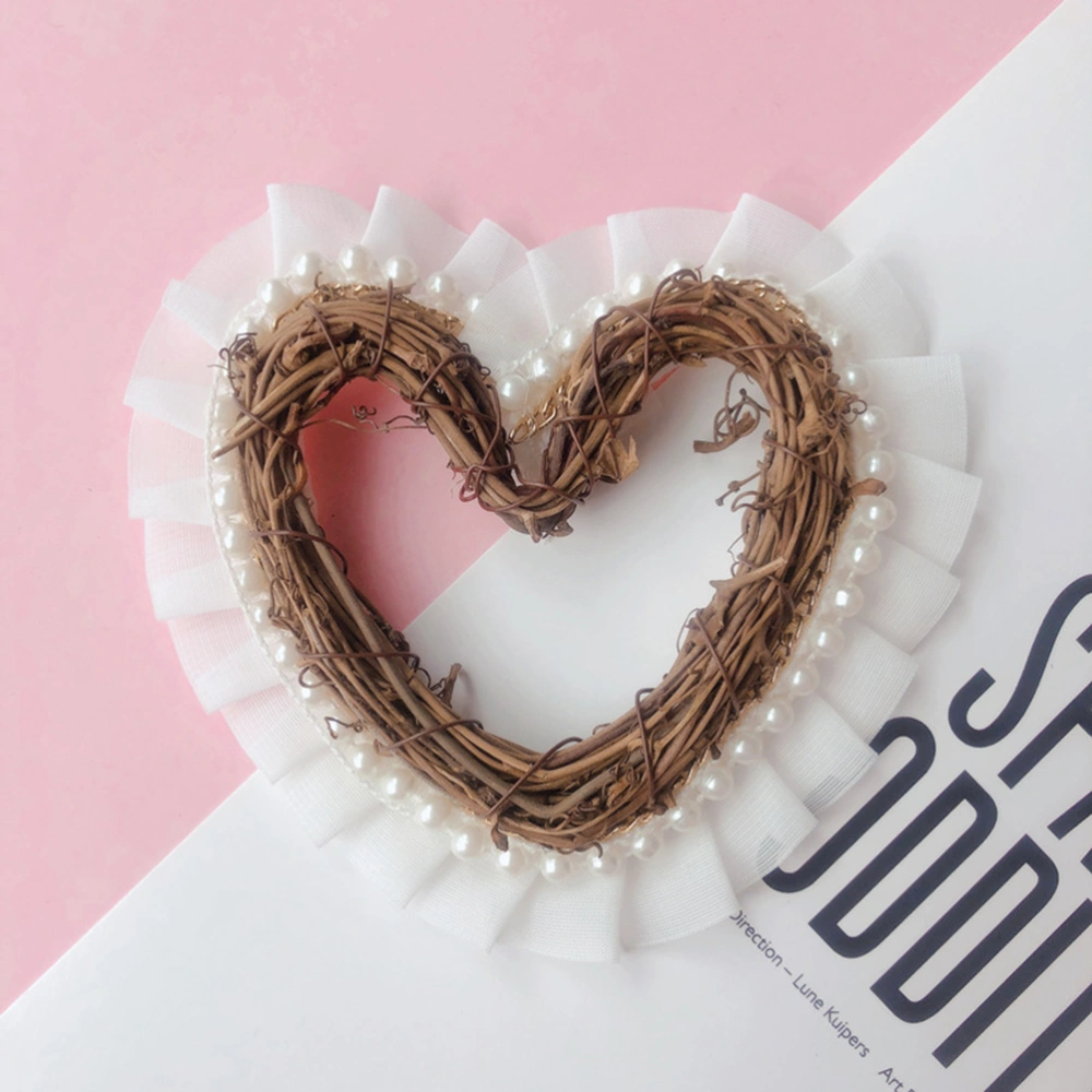 2pcs Heart Shaped Rattan Garlands Vintage Imitation Pearl Inlaid Wreath Ornament Photo Prop for Party Wedding Valentine's Day