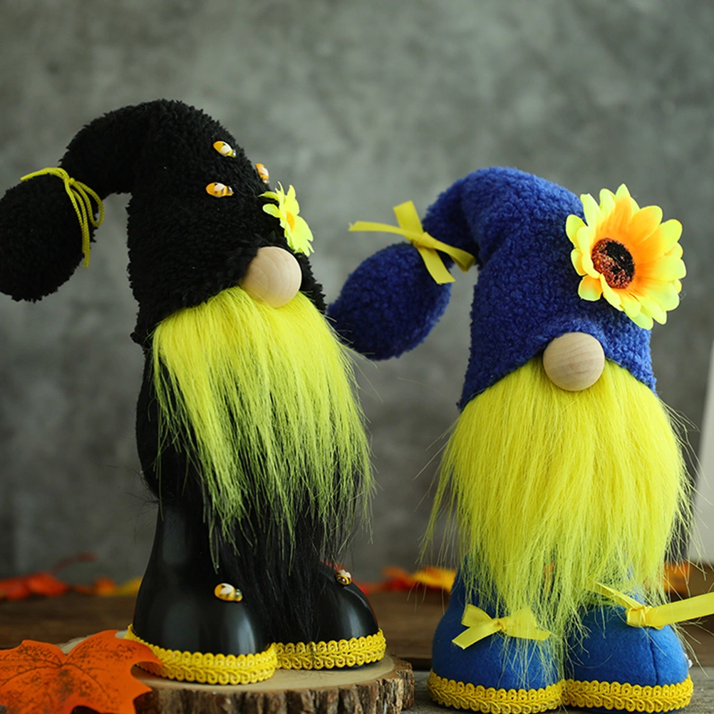 1 Pc Bee Festival Party Decoration Decorative Doll Adornment Delicate Toy Doll
