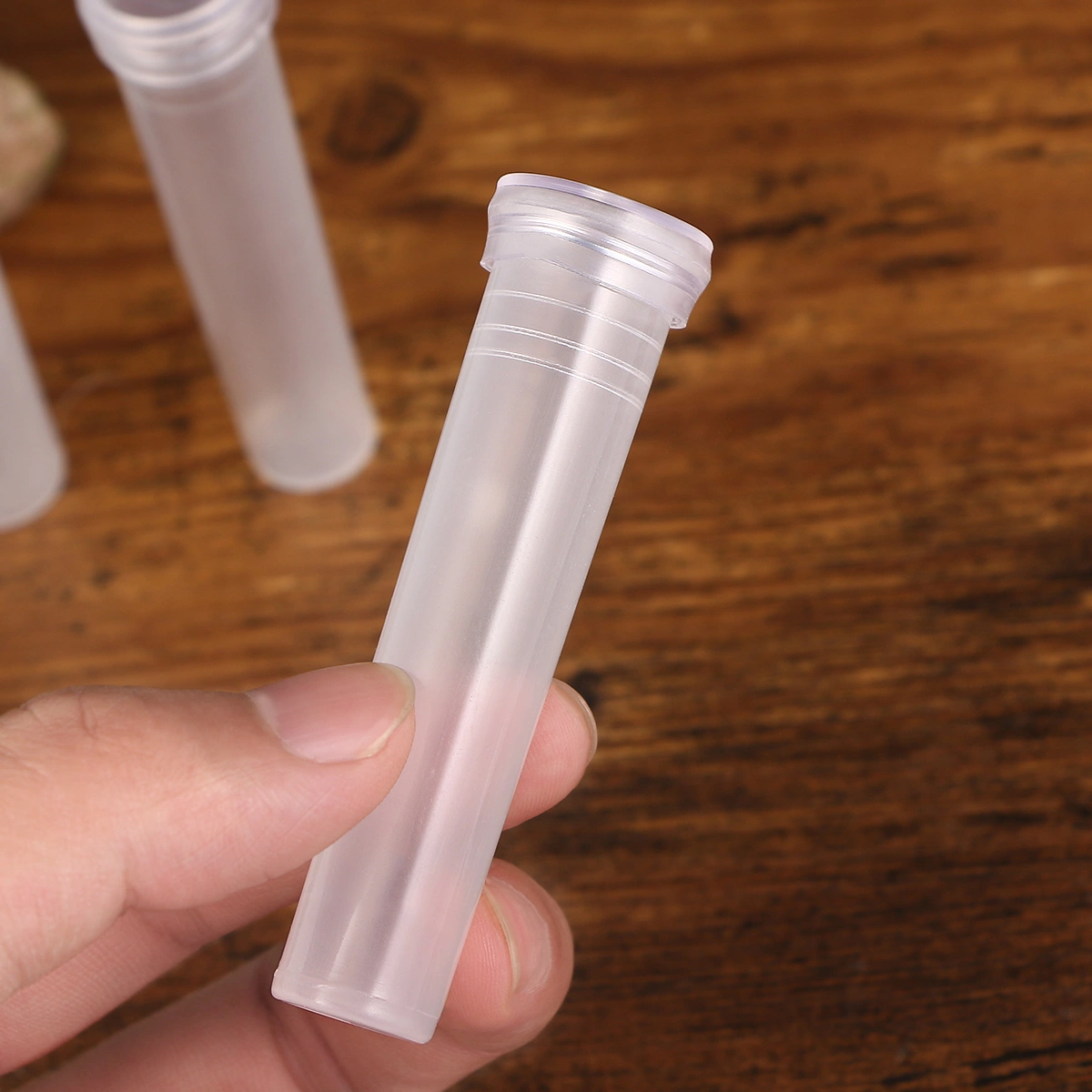 Healifty 50pcs Nutrition Flower Plastic Tube Transparent Water Flower Tube Flower Water Container Florist Supplies