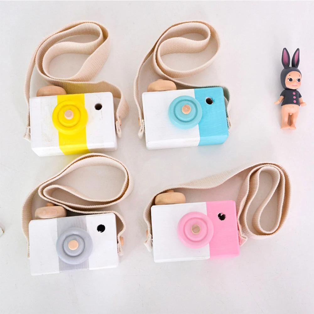 Wooden Camera Ornament Simulation Wood Camera Toys Child Camera Toys Home Accessories (White Pink Edge)