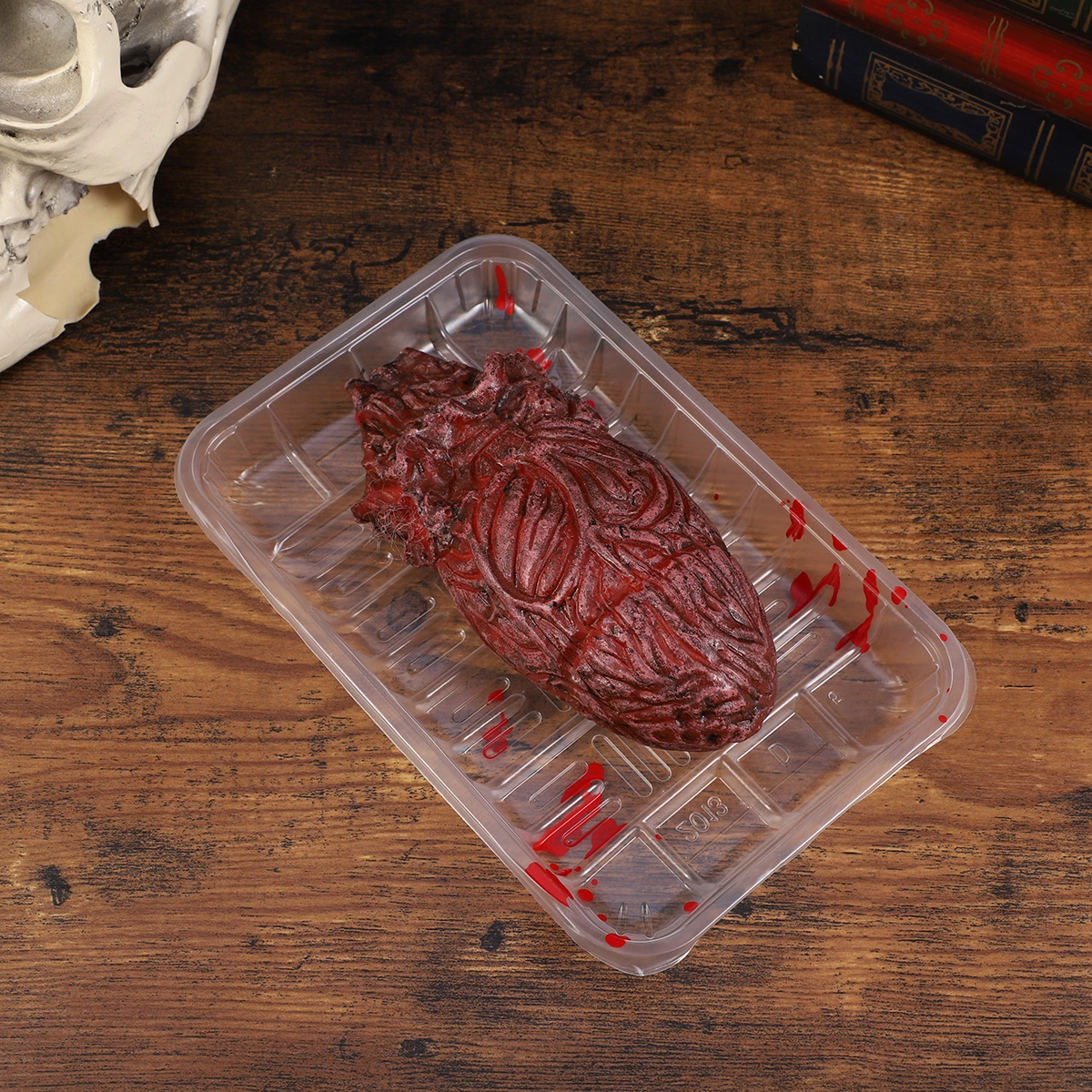 Halloween Decoration Props Scary Bloody Simulation Human Organ Realistic Organ Prank Prop Party Haunted House Decorations Terror Atmosphere Props (Heart Lunch Box)