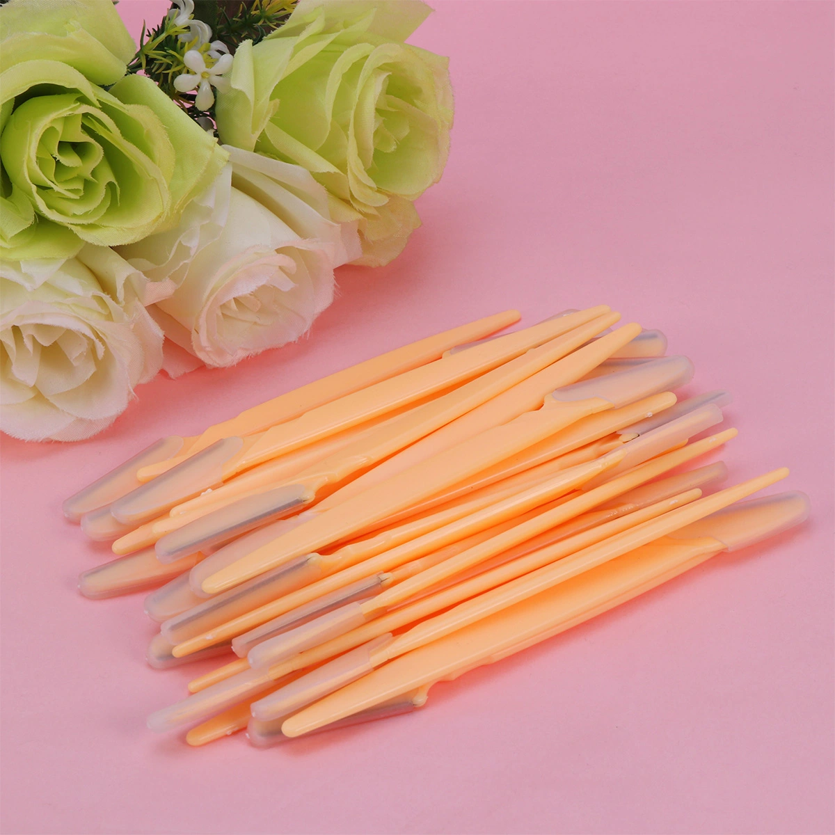 30pcs Eyebrow Razors Portable Stainless Steel Simple Eyebrow Trimmers Facial Razors for Women Ladies(Yellow)