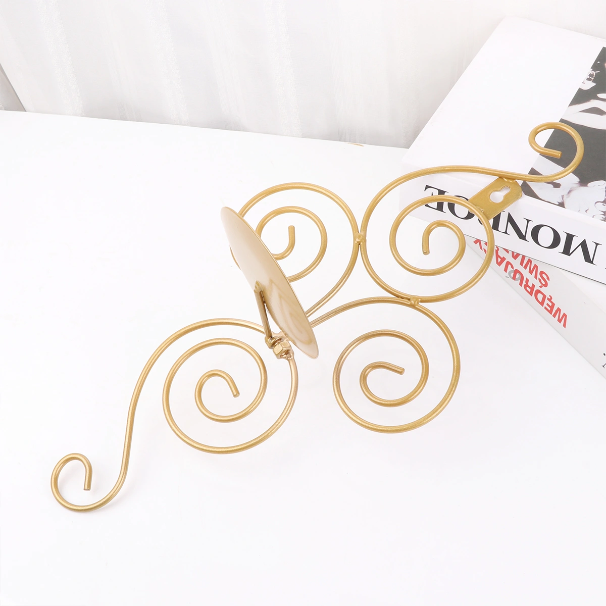 Iron Candle Holder Candle Stick Wall Hanging Candle Holder Candle Stick Decoration Ornament (Golden)